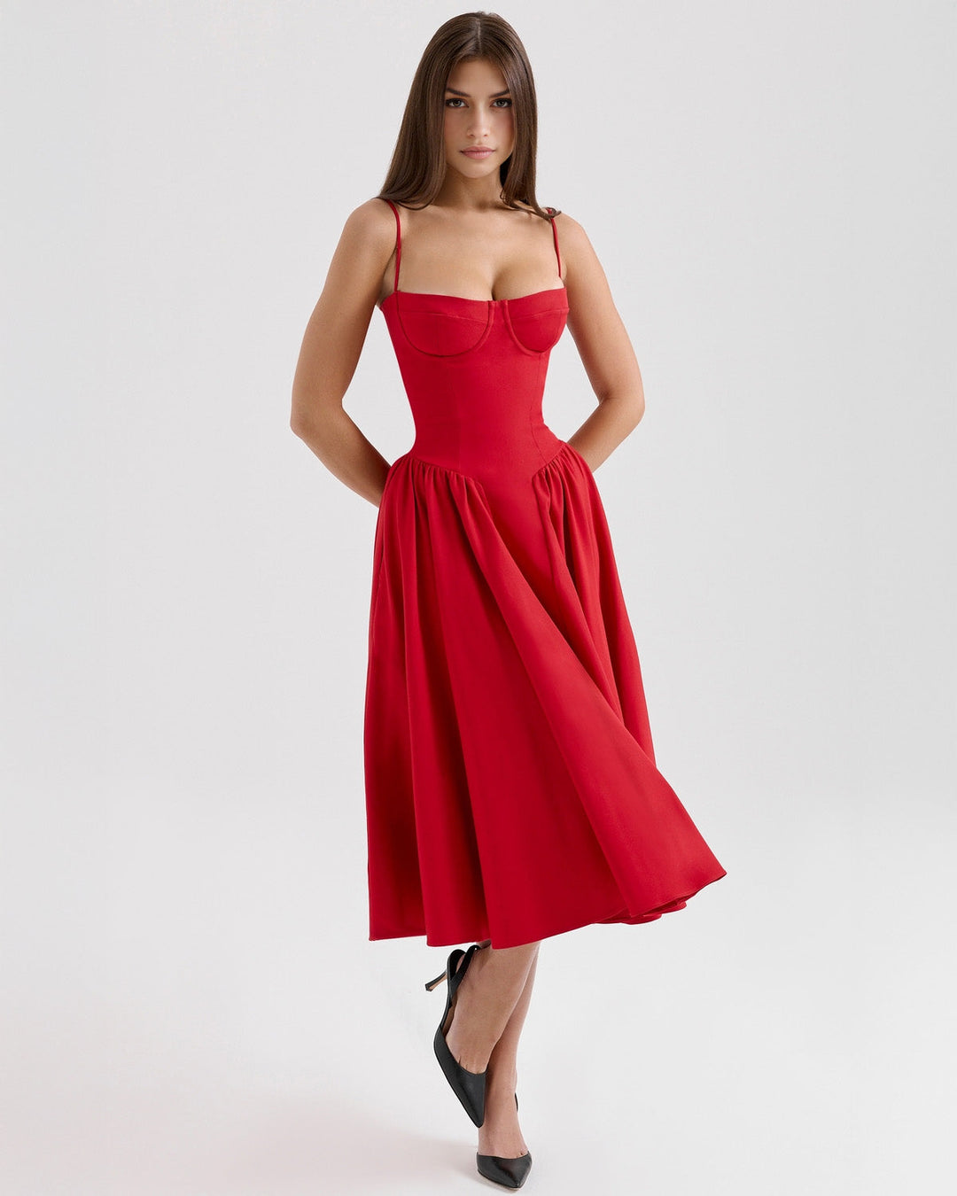 Monroe – Vestido Midi Rojo de Estilo Icónico