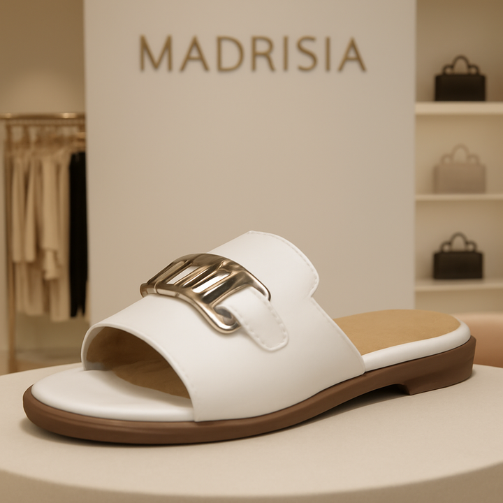 Lola - Sandalias con Tira Ancha y Hebilla