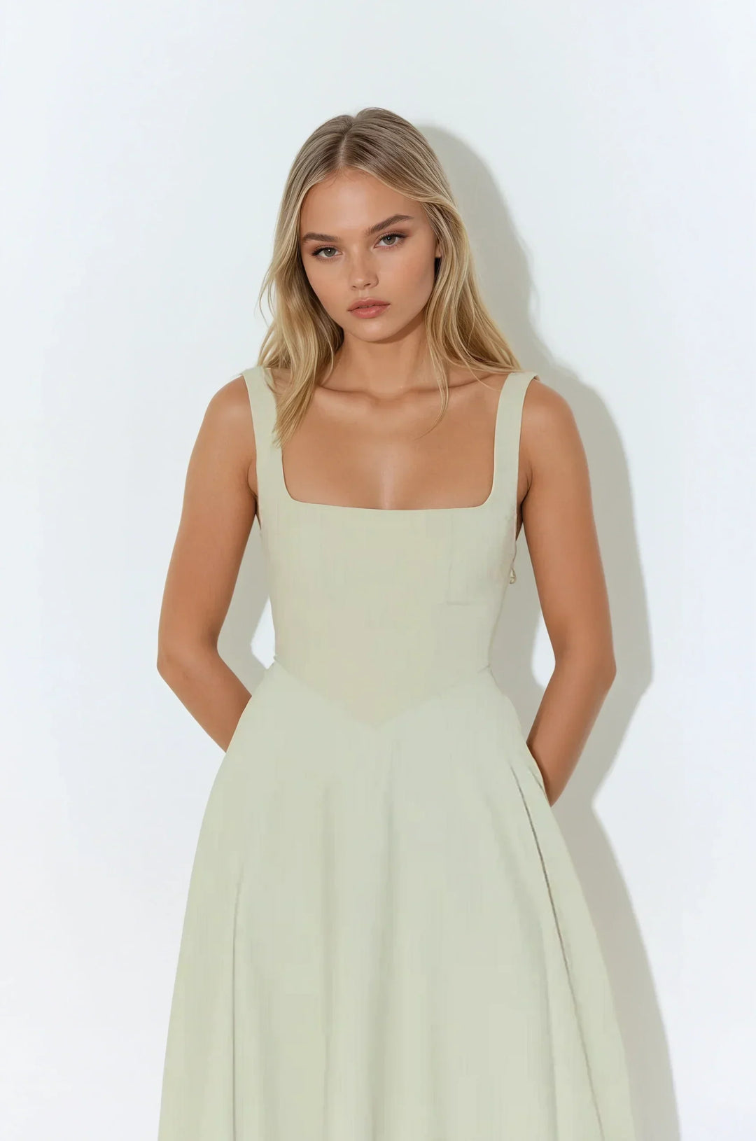 Mina - Vestido Largo de Tirantes Ajustables