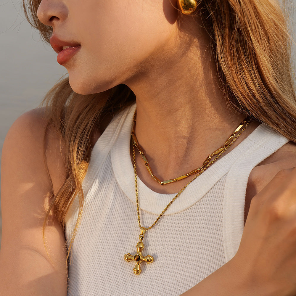 Della™ | Ketting met Kruis Hanger