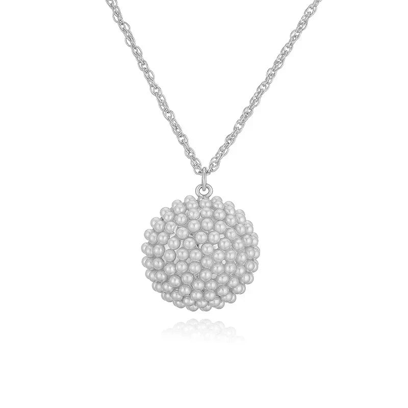 Vormen™ | Tijdloze Parelkettingen