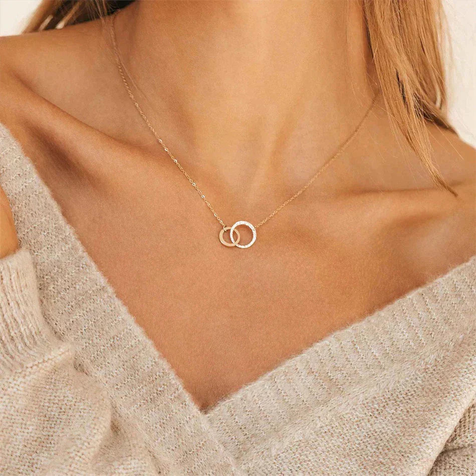 Isabelle™ | Infinity Necklace