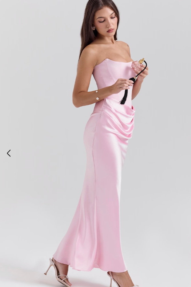 Renata – Vestido Largo con Corset y Estilo Elegante