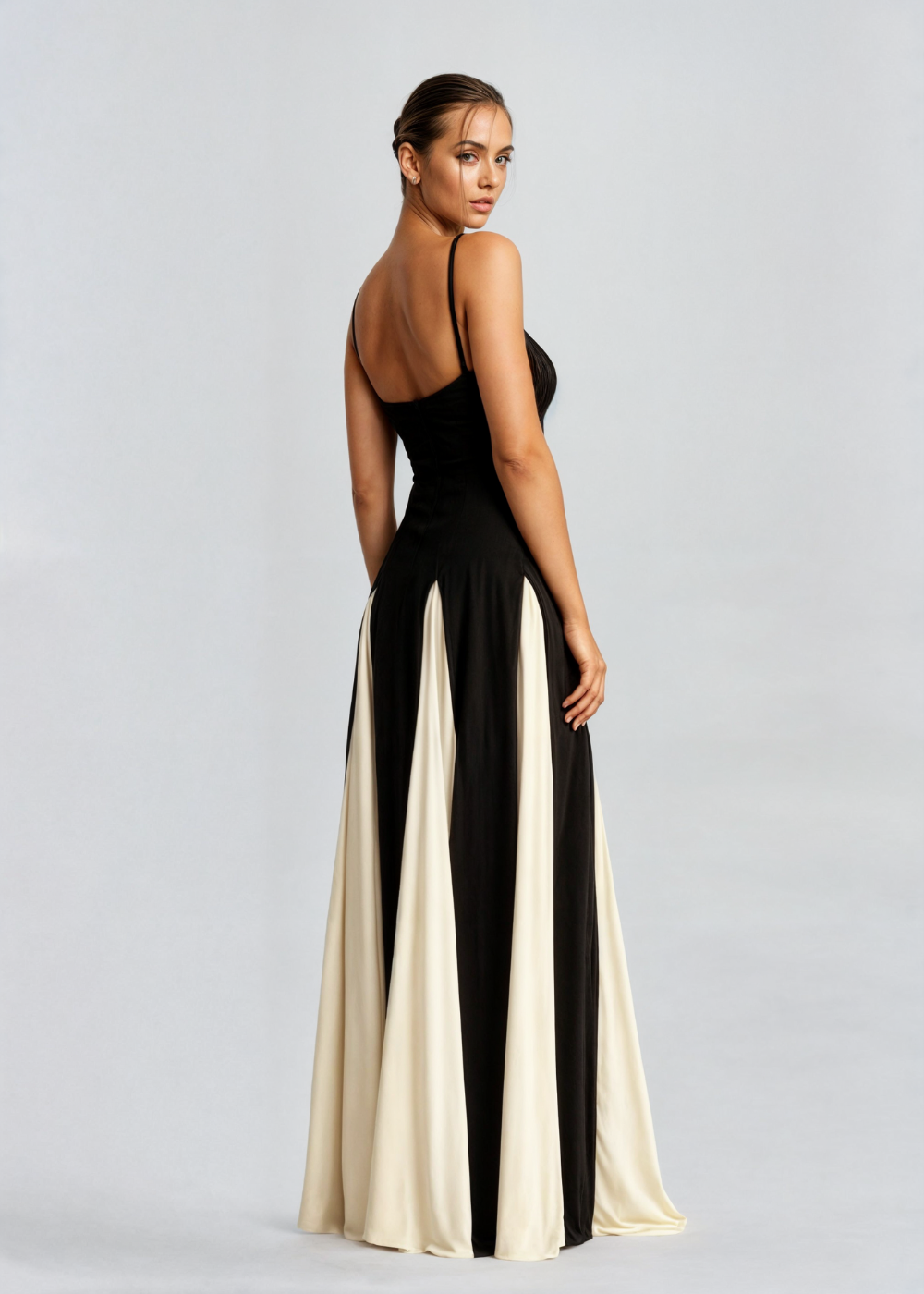 Sylvia | Elegante Maxi Dress