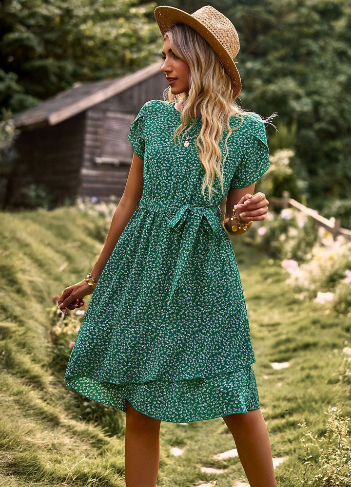 Nova™ - Vestido Bohemio Corto Verde con Estampado