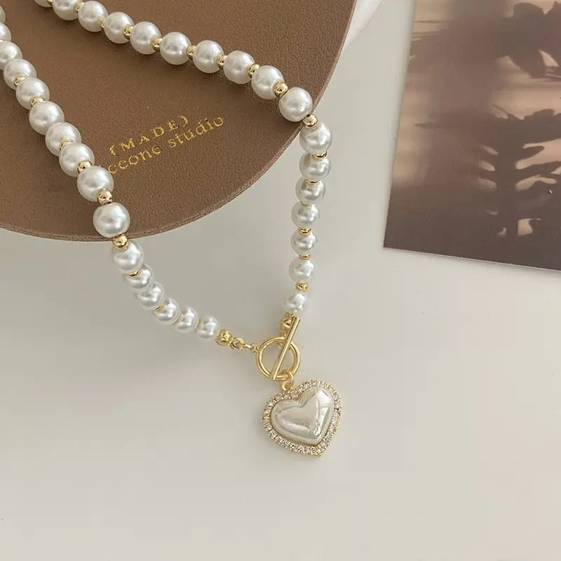 Love™ | Retro Pearl Necklace