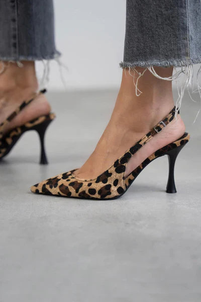Mónica – Zapatos de tacón de leopardo con punta afilada